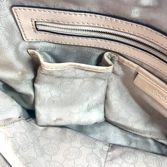 Michael Kors Cindy Vanilla Monogram Dome Satchel - Picture 12 of 12